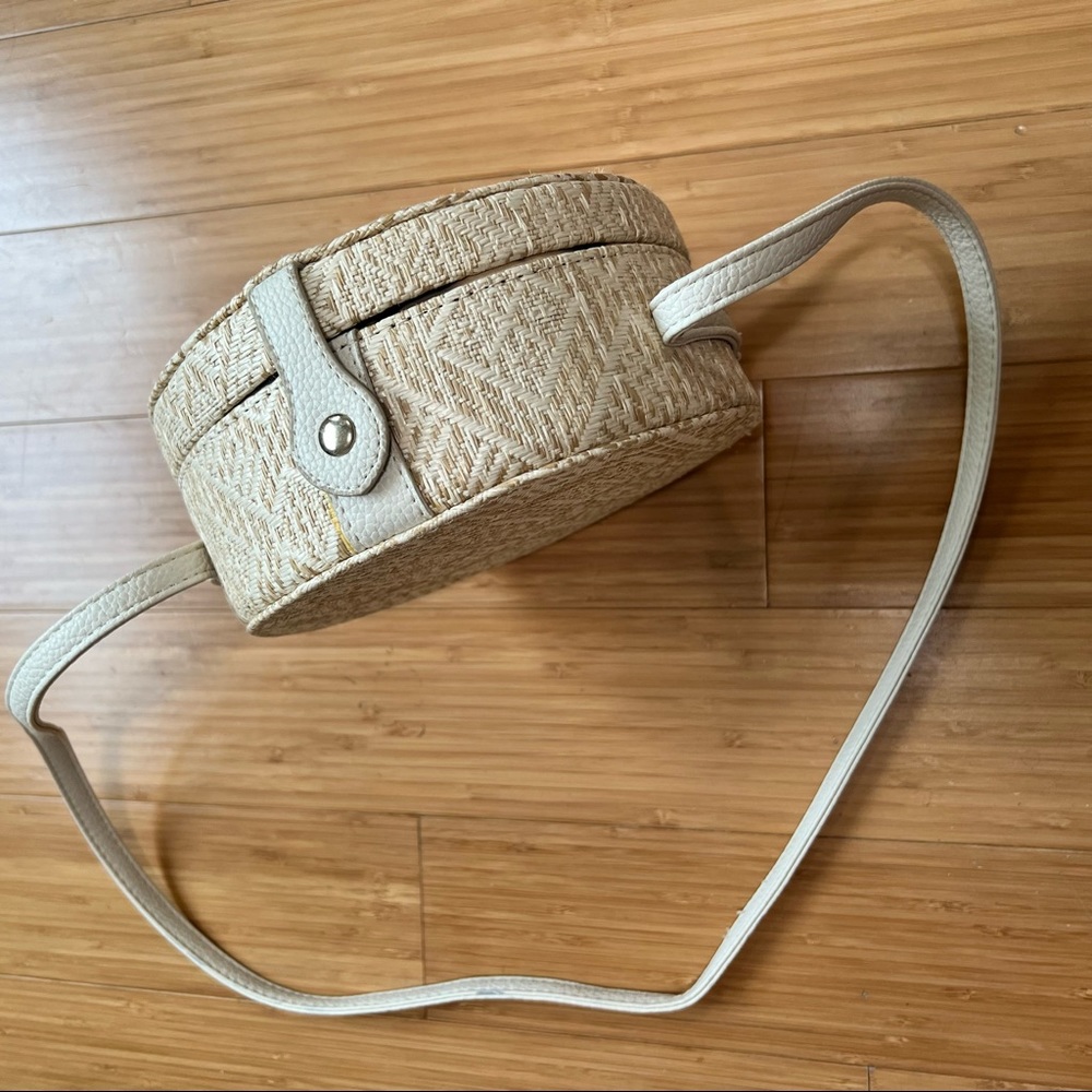 Lionel crossbody cream woven circle bag